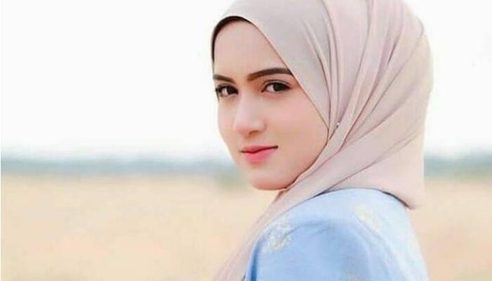 Tips Menaklukan Hati Cewek Berjilbab Cantik Kaya Raya