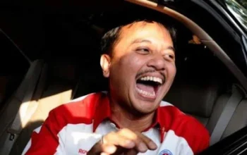 Digugat Rp1,5 Miliar oleh Relawan Jokowi Paiman Raharjo, Roy Suryo Ngakak: Cuma Mau Pansos Aja