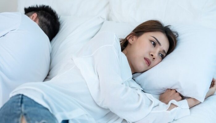 Taukah Kamu Perbedaan Kebiasaan Cowok dan Cewek Sebelum Tidur Malam? ini!