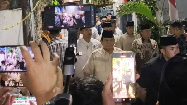 Pengamat Intelijen: Presiden Prabowo Masuk Jebakan Geng Solo, Ini Skenario 98 yang Dimodifikasi
