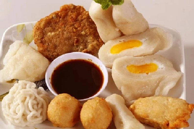 12 Cara Membuat Pempek Palembang Beragam Jenis, Empuk Kenyal dan Nikmat