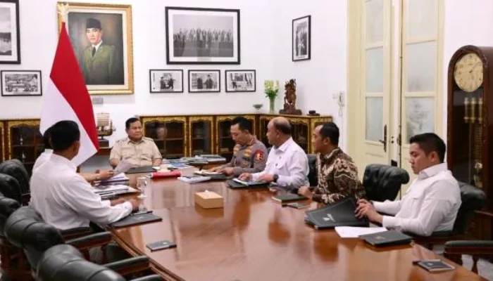 Presiden Prabowo Gelar Pertemuan Tertutup dengan Dasco, Kapolri hingga Kepala BIN, Bahas Apa?