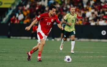 Akan Gabung ke Persib Bandung, Thom Haye Resmi Jadi Pemain Timnas Indonesia dengan Gaji Tertinggi?