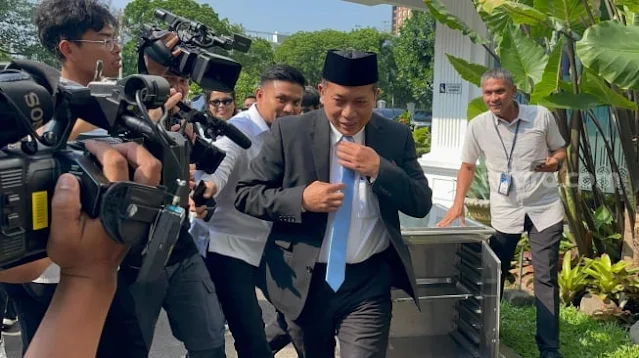 Budi Arie Setiadi Direshuffle, Menteri Koperasi Kini Dijabat Ferry Juliantono