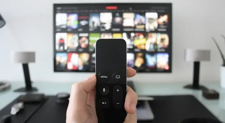 Senjakala TV Linear: Melejitnya CTV dan YouTube Sebagai ‘TV Baru’