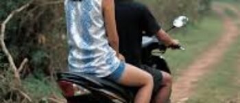 Tips dan Trik Pacaran di Semak-Semak Biar Aman dari Grebek Warga