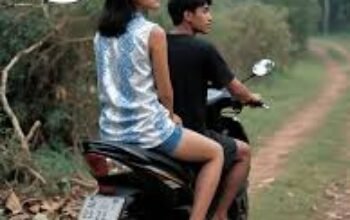 Tips dan Trik Pacaran di Semak-Semak Biar Aman dari Grebek Warga
