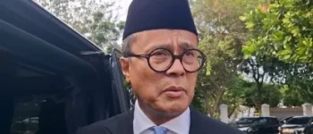 Presiden Prabowo Lantik Dony Oskaria Sebagai Kepala BP BUMN