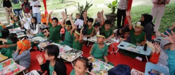 Bee Smart Day, PHE Jambi Merang Ajak Ratusan Siswa Belajar Ekosistem Lebah dengan Cara Seru