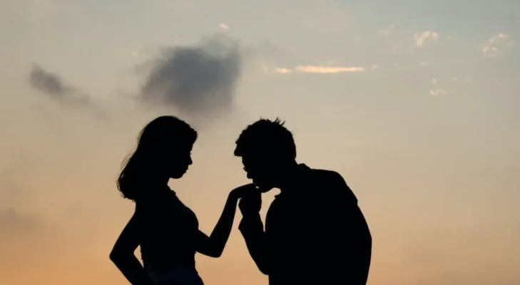 Ide Kreatif: Tips dan Trik Pacaran di Semak-Semak