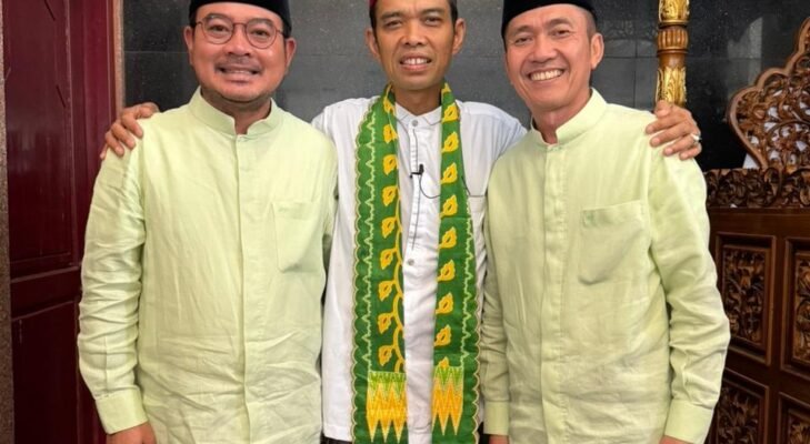 Wali Kota Ratu Dewa dan Prima Salam Ikuti Safari Jumat, Tausiyah Ustaz Abdul Somad Khusyukkan Ibadah