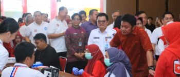 Gubernur Herman Deru Bangga Solidaritas Warga Sumsel dalam Aksi Donor Darah Ramadan
