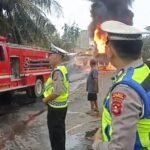 Kecelakaan di Km 182 Bayung Lencir, Truk Tangki BBM Terbakar Usai Tabrak Tronton Box yang Antre Macet