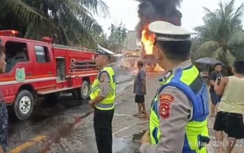 Kecelakaan di Km 182 Bayung Lencir, Truk Tangki BBM Terbakar Usai Tabrak Tronton Box yang Antre Macet