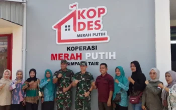 Semarak Kunjungan Kerja Pangdam dan Bupati, Warga Simpang Tais Rayakan HUT ke-50 Kades dengan Antusias