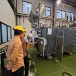 Jaga Stabilitas Tegangan Listrik, PLN UP3 Palembang Uji AVR Melalui Factory Acceptance Test di Pabrikan Trafo