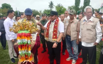 Wabup Musi Rawas H. Suprayitno Sambut Kehadiran Wamentan Sudaryono pada Pengukuhan Pengurus DPD HKTI Sumsel di OKU Timur