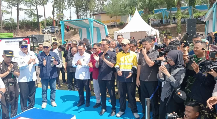 Pengiriman Perdana Minyak dari Sumur Masyarakat Keluang ke Pertamina Jadi Tonggak Baru Tata Kelola Energi Rakyat di Sumatera Selatan