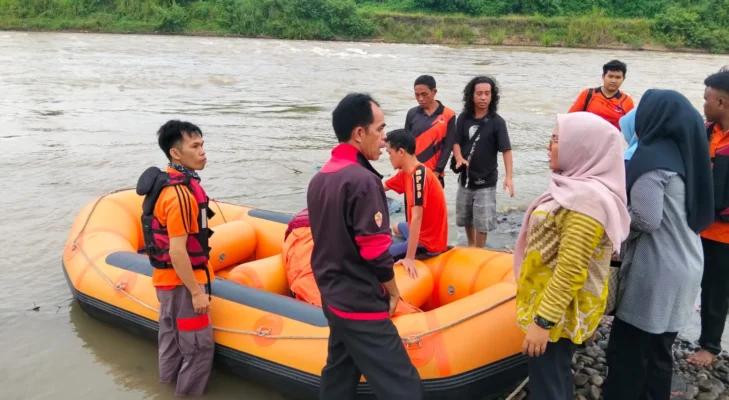 Sempat Hilang Usai Mandi di Hulu Bendungan Lematang, ASN Pagar Alam Akhirnya Ditemukan Tak Bernyawa oleh Tim SAR Gabungan