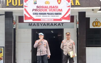 Etika Digital Jadi Sorotan, Kasi Propam Polres Fakfak Ajak Masyarakat dan Anggota Polri Bijak dalam Menggunakan Media Sosial