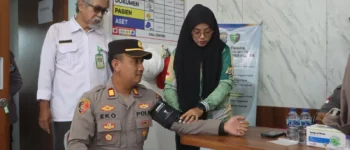 HUT Bhayangkara ke-80 Jadi Momentum Aksi Kemanusiaan, Polres Fakfak dan RSUD Bersinergi Gelar Donor Darah