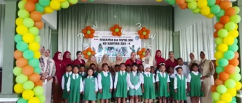Pentas Seni dan Penyematan KB Kartika XXII-8 Jadi Momentum Penguatan Pendidikan Karakter dan Kreativitas Anak di Fakfak
