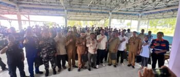 PT BLL Edukasi Nelayan Modifikasi Jaring Hela Dasar Sesuai Aturan