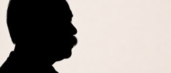 Siapa Sangka, Kumis Legendaris Pria Ini Kini Jadi Rebutan Brand Besar
