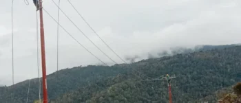 Program Lisdes dan BPBL Bawa Perubahan Besar, PLN Terangi Empat Distrik Terpencil di Pegunungan Arfak Selama 24 Jam