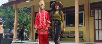 Reporter Cilik hingga Tokoh Adat, Karnaval SMPN 4 Batang Penuh Aksi Kreatif
