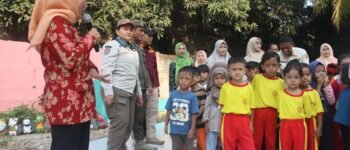 Bukan Razia, Satpol PP Jakbar Kini Masuk Sekolah dan Ajarkan Hal Penting Ini
