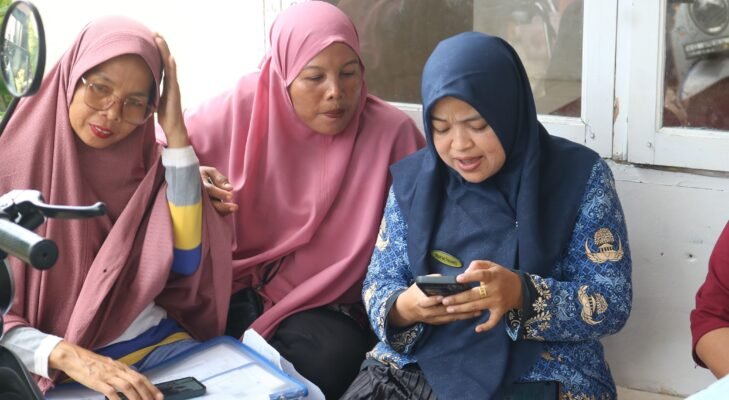 Digitalisasi Perlinsos, Kelurahan Air Pacah Permudah Warga Daftar Bantuan Sosial