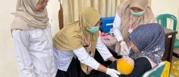 Incomplete Childhood Immunizations? Pekalongan Health Office Ready to Visit Homes