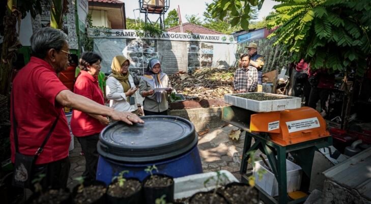 Dari Urban Farming hingga Ekonomi Sirkular, RW 09 Meruya Utara Jalani Verifikasi ProKlim