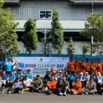 DLH dan Kawasan Industri Hyundai Bersatu Bersihkan Kali Cikadu, Tanam Pohon Cegah Erosi