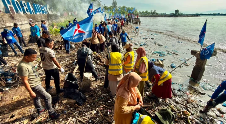 Gerakan ASRI Bersama Partai Demokrat, Bupati Tarmizi Ajak Warga Hentikan Buang Sampah Sembarangan