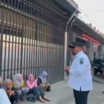 Jelang HUT RI, Camat Tembilahan Gencarkan Imbauan Pasang Merah Putih