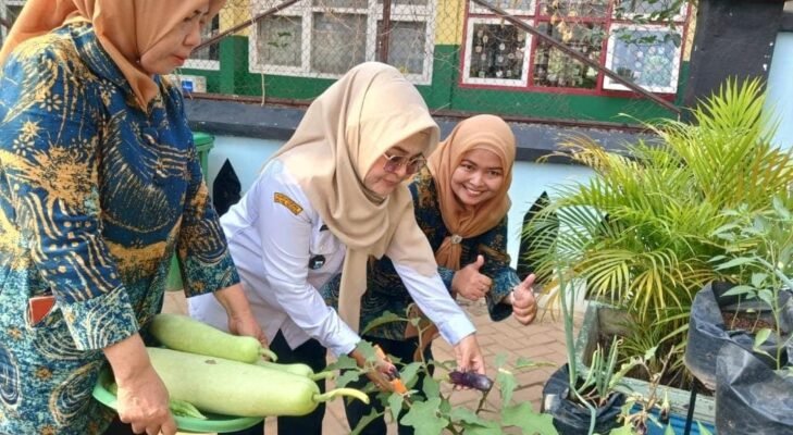 Daun Kering Jadi Pupuk, Pinang Ranti Sulap Limbah Jadi Pendukung Urban Farming
