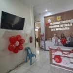 Dari Balon hingga Bendera, ASN Kuta Raja Gotong Royong Hiasi Kantor Jelang HUT RI