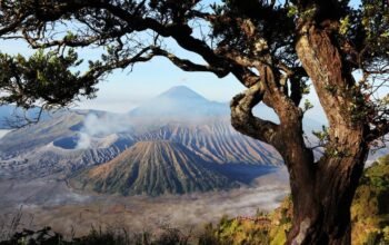 Bromo Kembali Dibuka, Ini Kuota Wisatawan dan Aturan Terbarunya