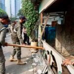 Saluran PHB Karet Pasar Baru Dinormalisasi, 95 Bangunan Liar Ditertibkan